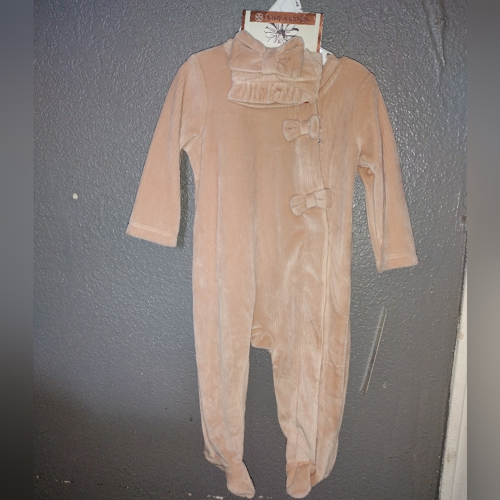 Daisy Fuentes Light Pink  Kids Footie One Piece